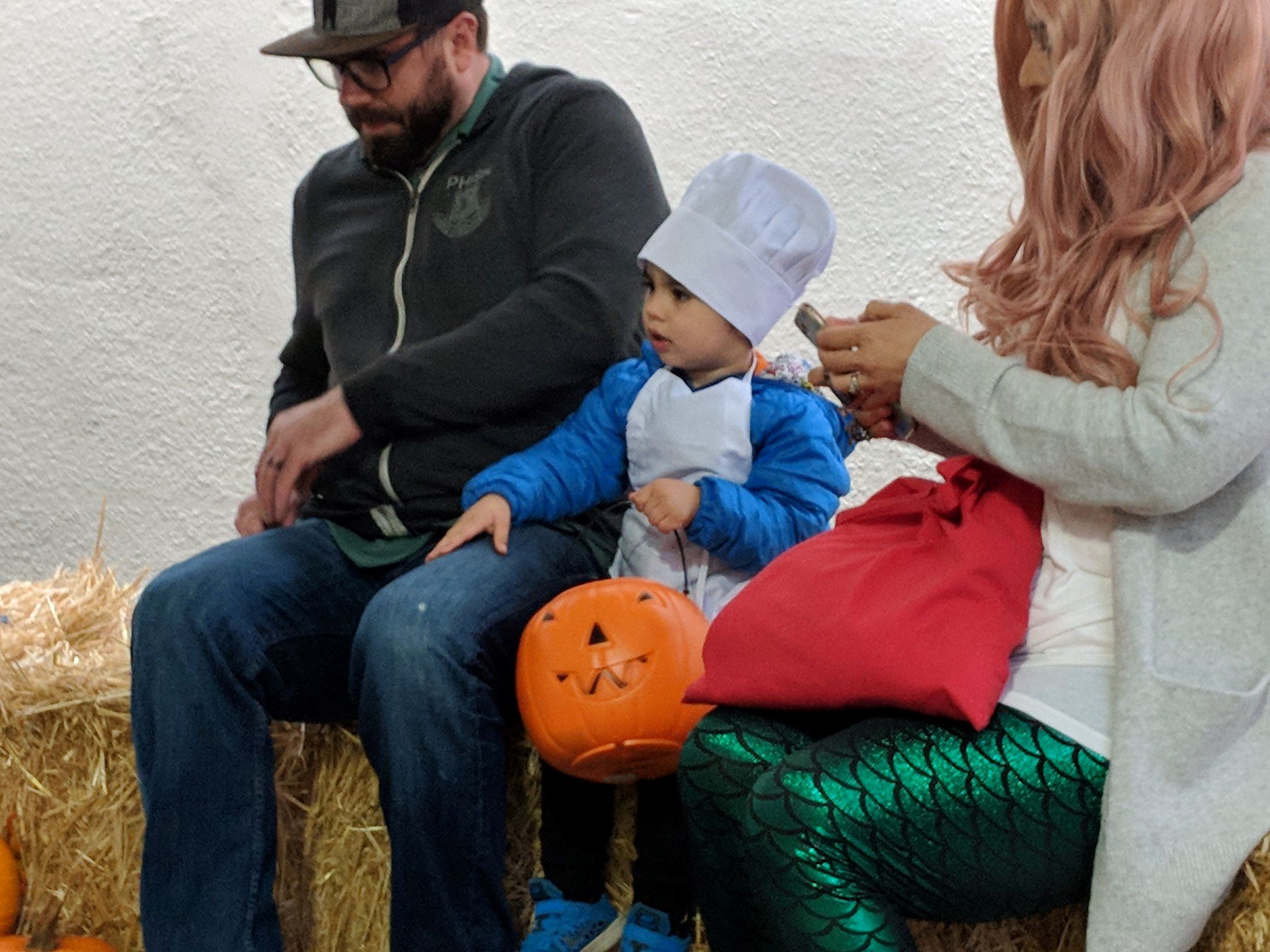 Trick-or-Treat Street - 16